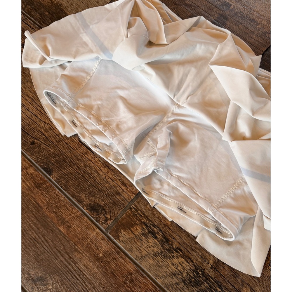 Lululemon Play Off The Pleats Skirt Off White Tennis Golf Skort Size 8 - Picture 7 of 10